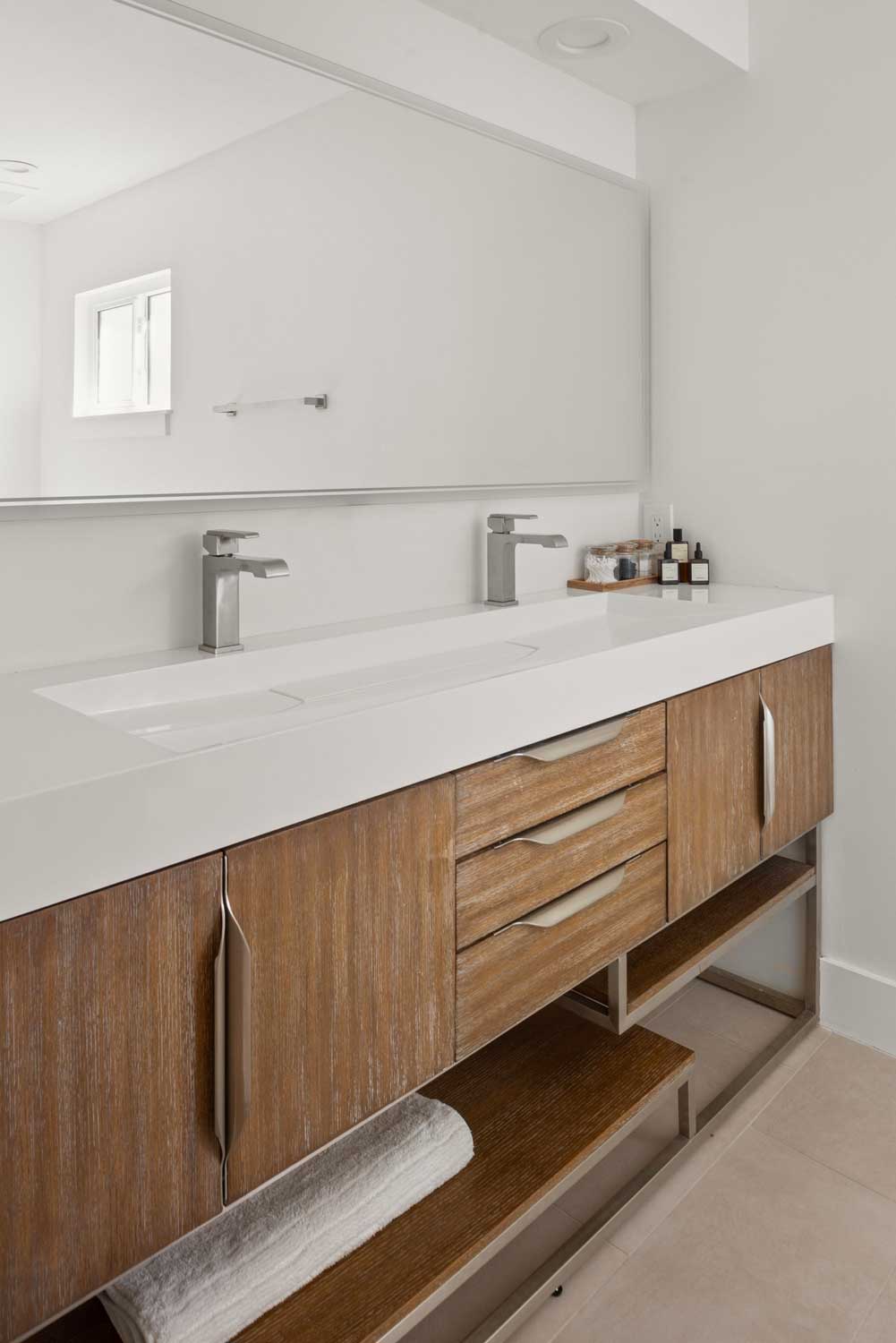 contemporary bathroom vanity in tampa fl 