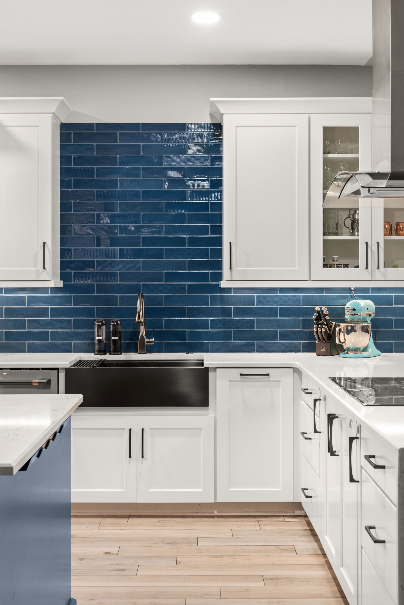 blue kitchen backsplash tile