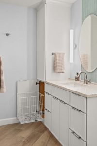 Glenwood-Oaks-Lane-bath-port-08