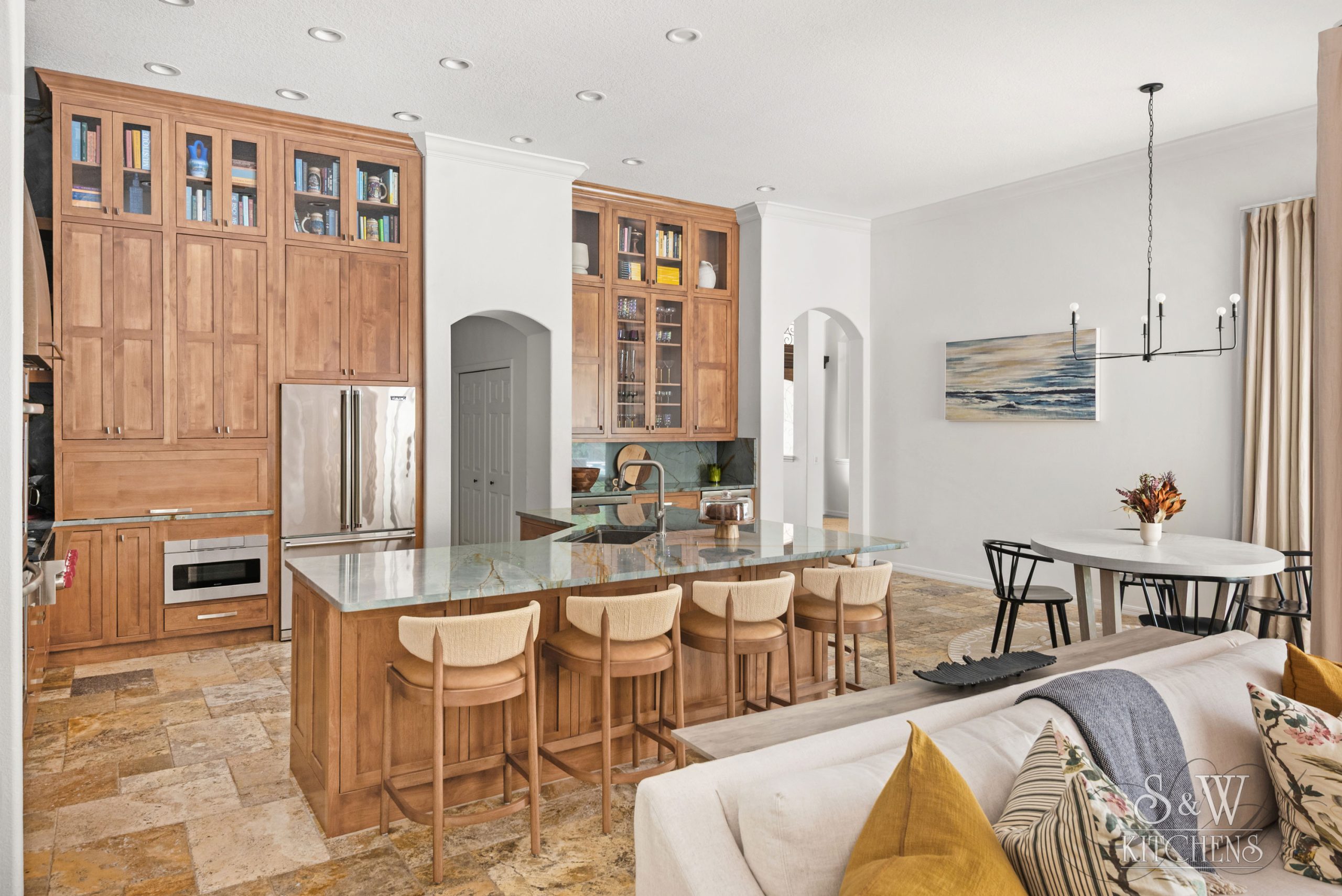 Tree-Tops-Road-port-03